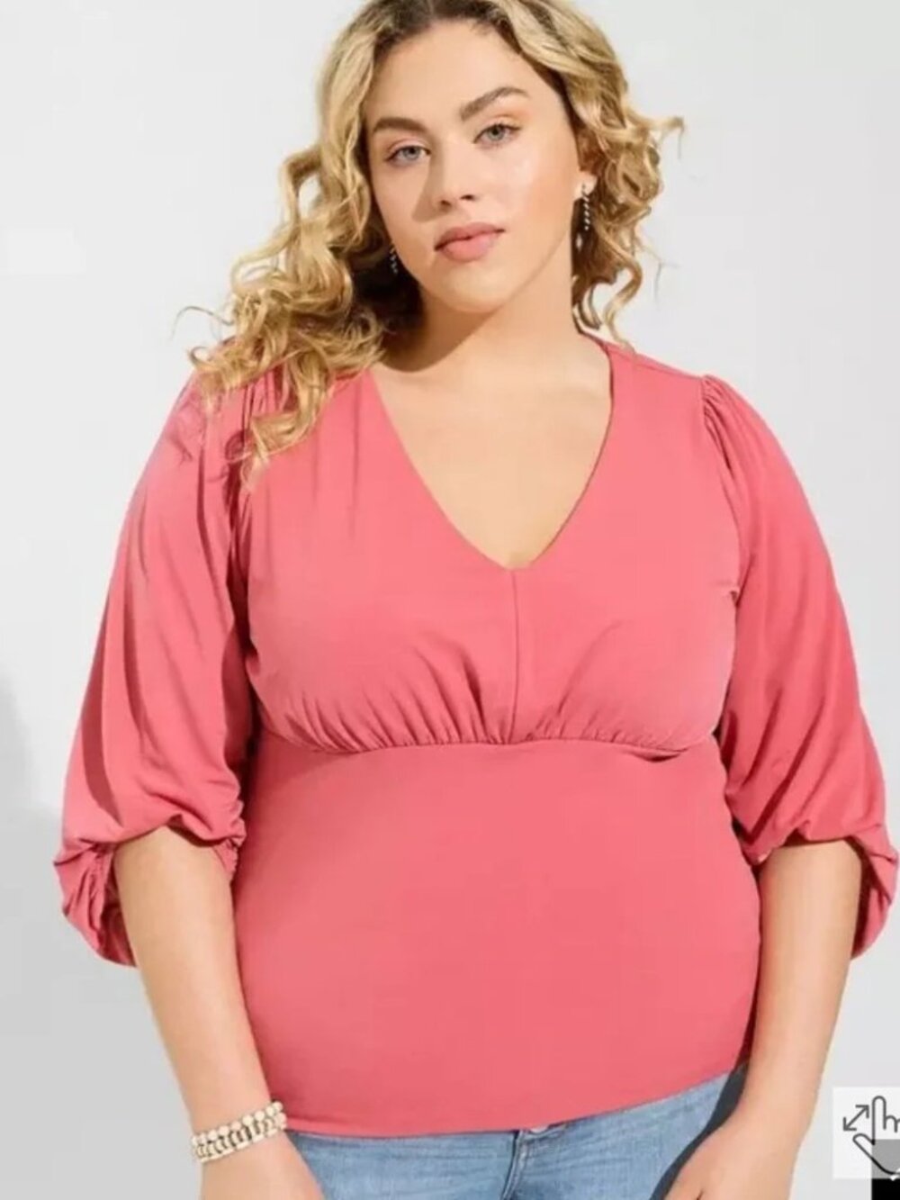 NWT - Torrid Size 5 Studio Knit VNeck Shirred Top - Holly Berry